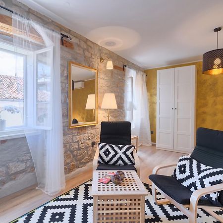 Luxury Apartment Fabris روفينج المظهر الخارجي الصورة