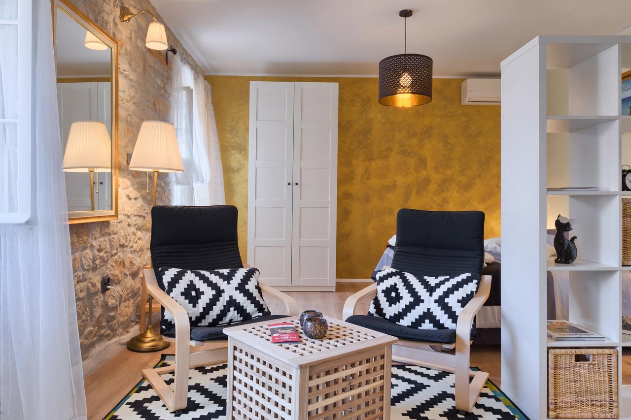 Luxury Apartment Fabris روفينج المظهر الخارجي الصورة
