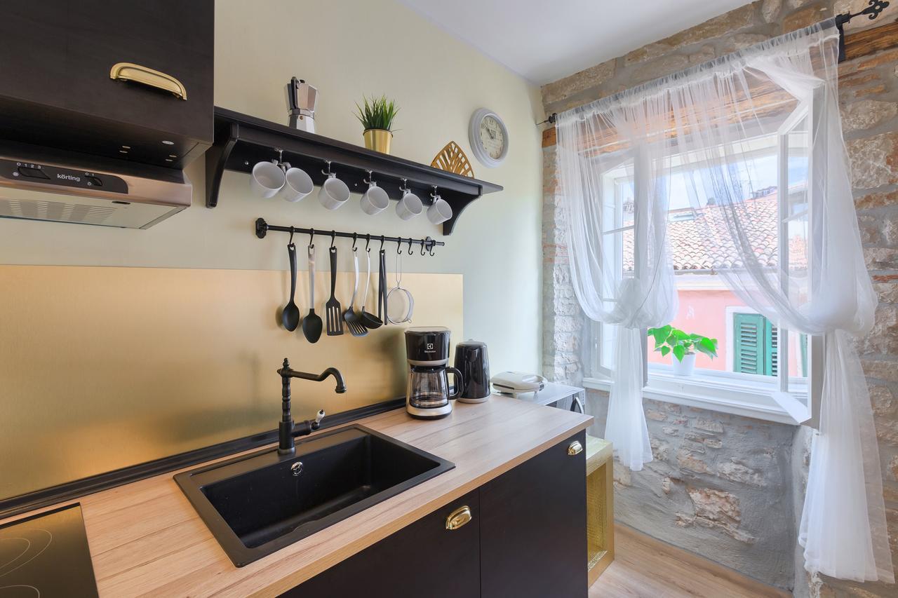 Luxury Apartment Fabris روفينج المظهر الخارجي الصورة