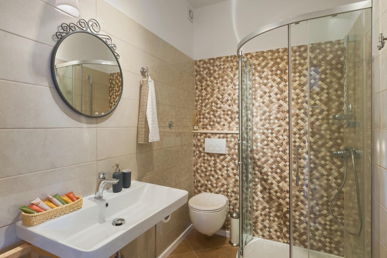 Luxury Apartment Fabris روفينج المظهر الخارجي الصورة