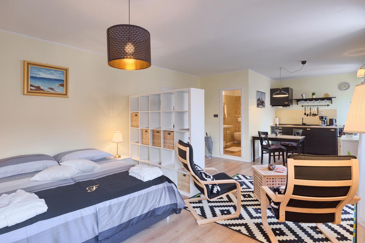 Luxury Apartment Fabris روفينج المظهر الخارجي الصورة